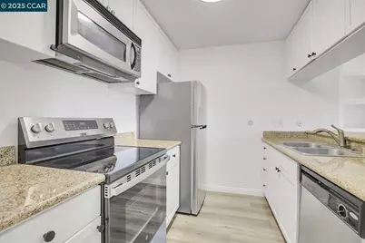 1087 Murrieta Blvd #245, Livermore, CA 94550 - Photo 9