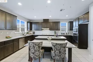 536 Aster St, Vacaville, CA 95688 - Photo 47