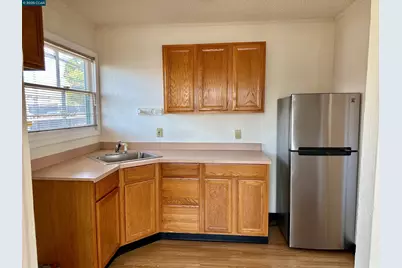 2062 Washington Ave, San Leandro, CA 94577 - Photo 5