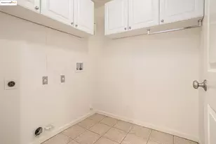 11 Pinenut Ct, Oakley, CA 94561 - Photo 25