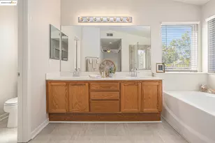 11 Pinenut Ct, Oakley, CA 94561 - Photo 31