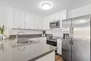 3334 Solomon Ln, Alameda, CA 94502 - Photo 13