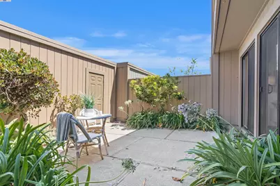 3334 Solomon Ln, Alameda, CA 94502 - Photo 39