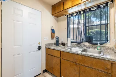 6578 Callisch, Fresno, CA 93710 - Photo 35