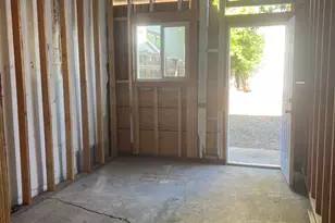 128 Tuolumne St, Vallejo, CA 94590 - Photo 11