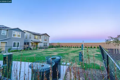 1412 Sanctuary St, Pittsburg, CA 94565 - Photo 59