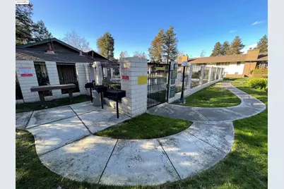 2416 Shadow Ln #74, Antioch, CA 94509 - Photo 19
