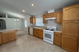 27949 Pueblo Serena, Hayward, CA 94545 - Photo 7