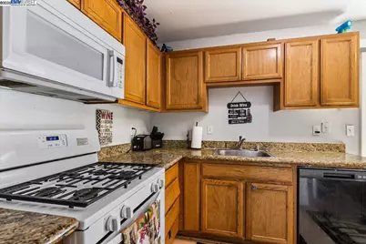 1354 Callen St #A, Vacaville, CA 95688 - Photo 11