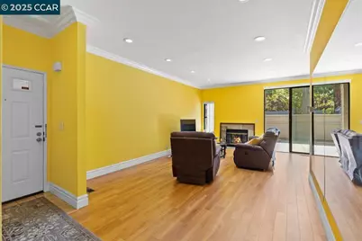 1063 Foxchase Dr, San Jose, CA 95123 - Photo 5