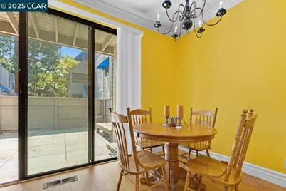 1063 Foxchase Dr, San Jose, CA 95123 - Photo 7