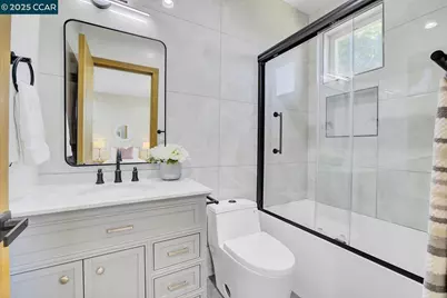 34926 Moina Shaiq Common, Fremont, CA 94555 - Photo 23