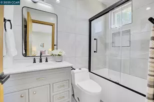 34926 Moina Shaiq Cmn, Fremont, CA 94555 - Photo 23