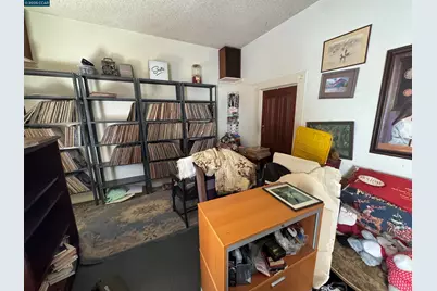 22490 Bayview Ave, Hayward, CA 94541 - Photo 17