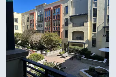 438 Grand Ave #528, Oakland, CA 94612 - Photo 27