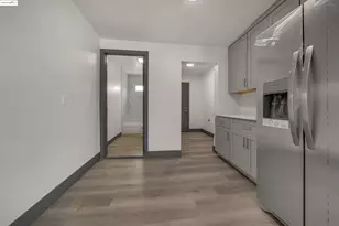 1604 57th Ave, Oakland, CA 94621 - Photo 9