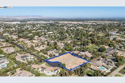 8485 Ranch Rd, Tracy, CA 95304 - Photo 13