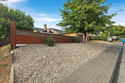 106 Fieldstone Way, Vallejo, CA 94589 - Photo 3