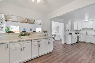 2884 Rose St, Stockton, CA 95203 - Photo 25