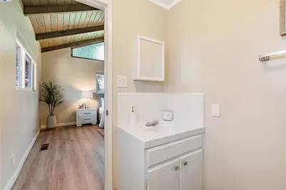 2884 Rose St, Stockton, CA 95203 - Photo 17