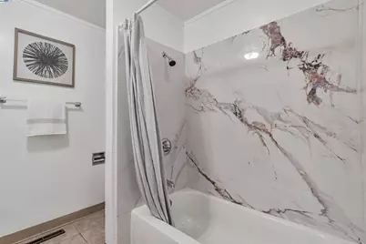 2884 Rose St, Stockton, CA 95203 - Photo 15