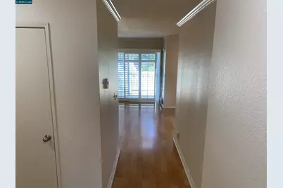 96 Lakeshore Ct, Richmond, CA 94804 - Photo 7