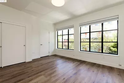 1565 32nd Street #4, Oakland, CA 94608 - Photo 3