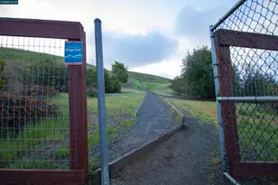 176 Newcastle Dr, Vallejo, CA 94591 - Photo 29