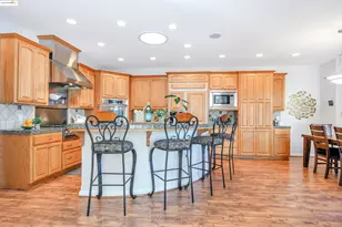 16096 Parkridge Ave, Sonora, CA 95370 - Photo 9