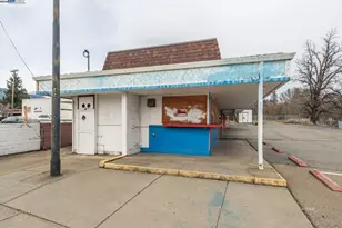 1081 Main St, Weaverville, CA 96093 - Photo 5