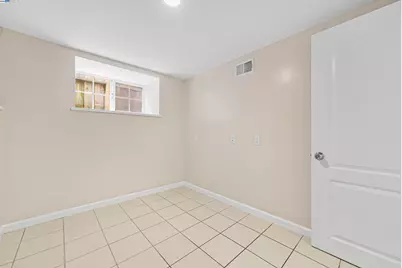 931 23rd St, Oakland, CA 94606 - Photo 35