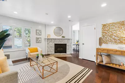 1233 Broadway #D, Alameda, CA 94501 - Photo 1