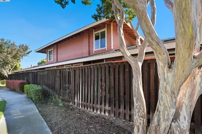 2067 Olivera Rd #B, Concord, CA 94520 - Photo 17