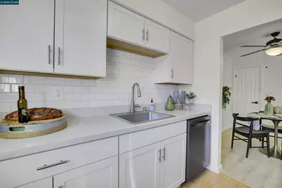 1356 Del Rio Cir #D, Concord, CA 94518 - Photo 13