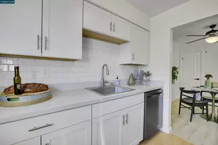 1356 Del Rio Cir, Concord, CA 94518 - Photo 13