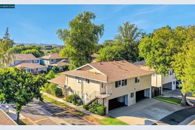 1356 Del Rio Cir #D, Concord, CA 94518 - Photo 31