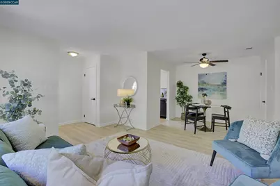 1356 Del Rio Cir #D, Concord, CA 94518 - Photo 5