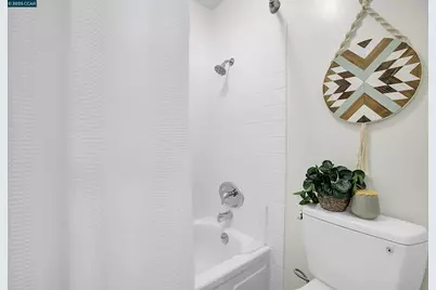 1356 Del Rio Cir #D, Concord, CA 94518 - Photo 25