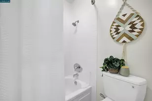 1356 Del Rio Cir, Concord, CA 94518 - Photo 25