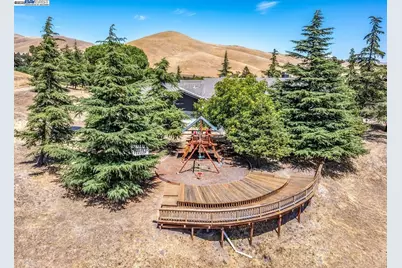 8191 Highland Rd, Livermore, CA 94551 - Photo 57