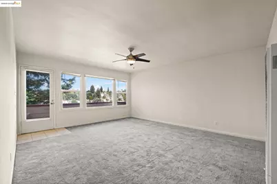 829 Vermont St, Oakland, CA 94610 - Photo 5