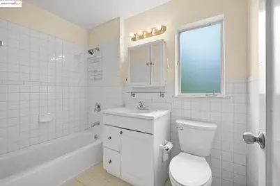 829 Vermont St, Oakland, CA 94610 - Photo 13