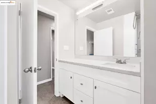 2011 Regis Dr, Davis, CA 95618 - Photo 25