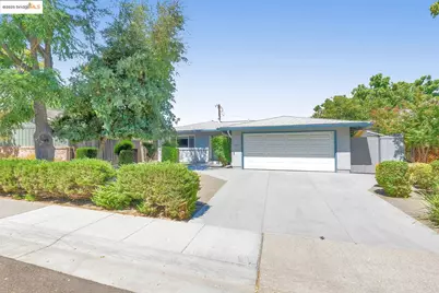 2011 Regis Dr, Davis, CA 95618 - Photo 1
