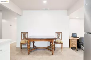 2011 Regis Dr, Davis, CA 95618 - Photo 11