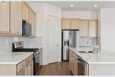 1058 Bradbury Dr, Discovery Bay, CA 94505 - Photo 11