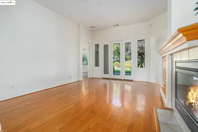 1182 Bacchini Ln, Brentwood, CA 94513 - Photo 3