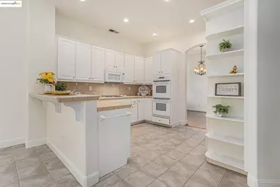 1182 Bacchini Ln, Brentwood, CA 94513 - Photo 9