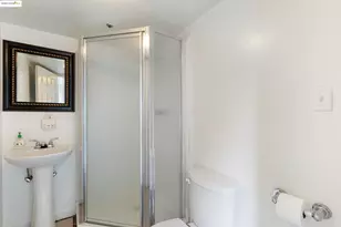 2745 Butters Dr, Oakland, CA 94602 - Photo 15