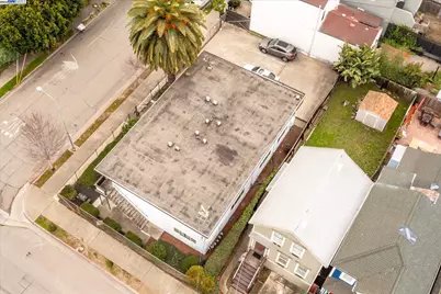 1745 Chase St, Oakland, CA 94607 - Photo 13